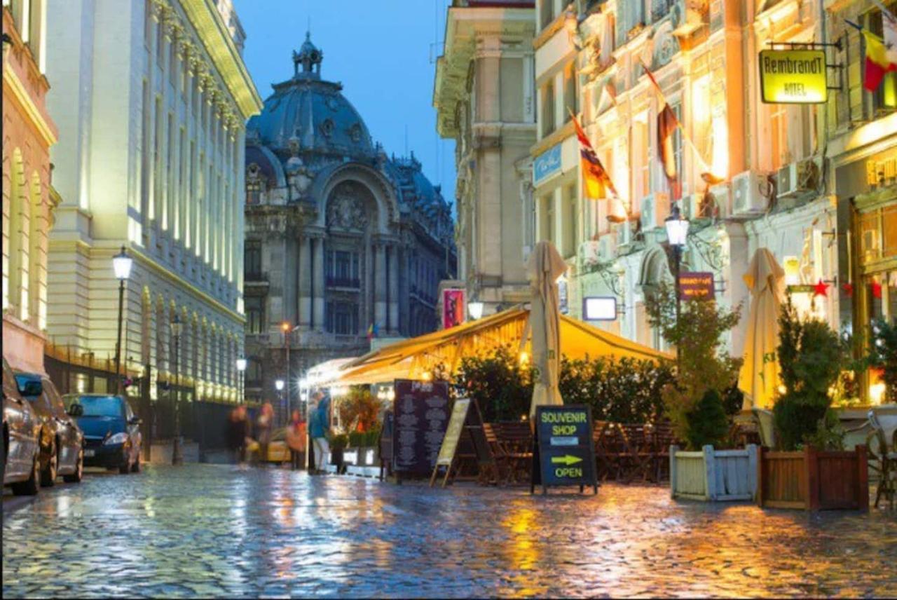Old Town Apartment With Amazing View From The Balcony Bucureşti Eksteriør bilde
