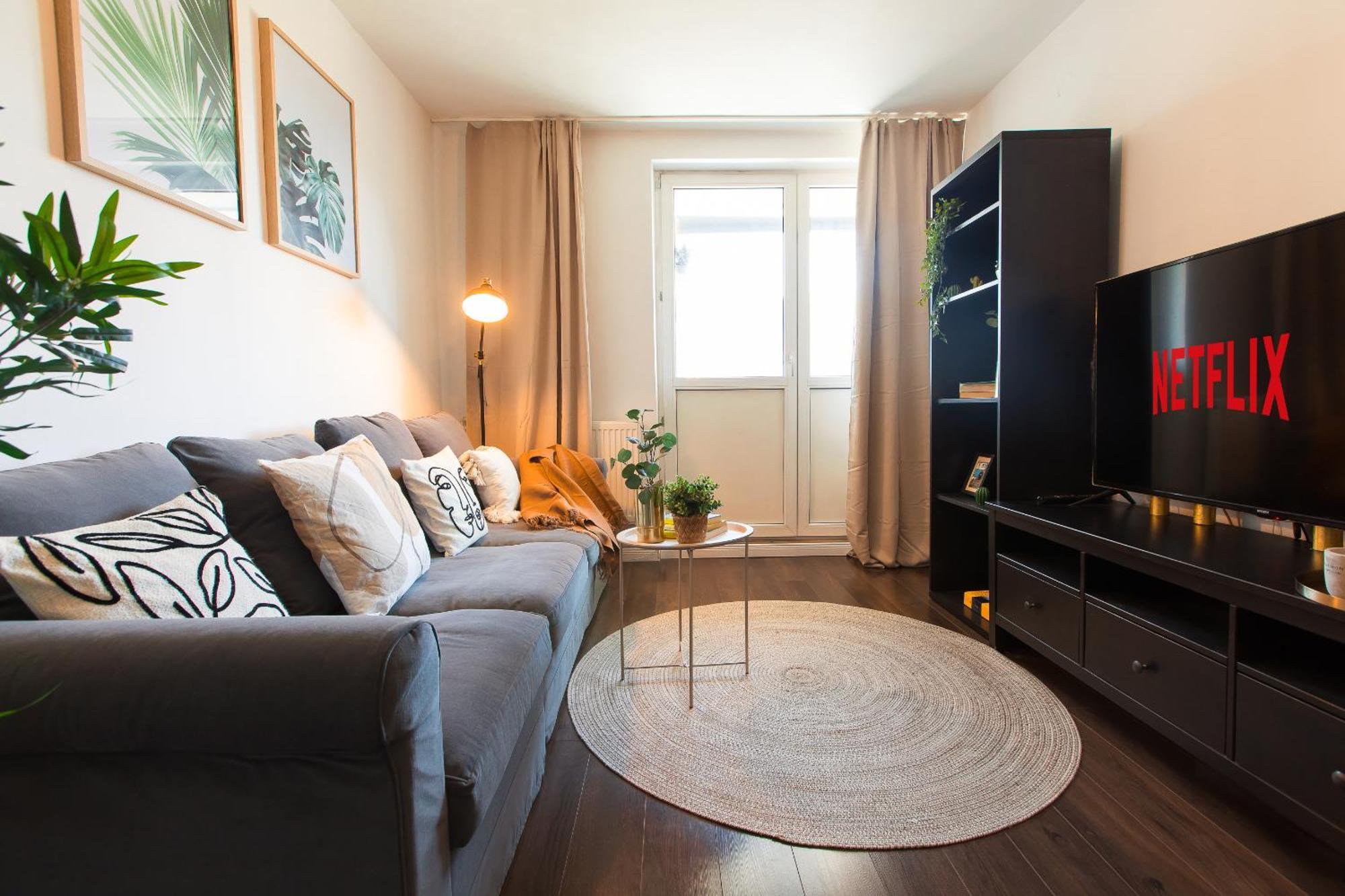 Old Town Apartment With Amazing View From The Balcony Bucureşti Eksteriør bilde