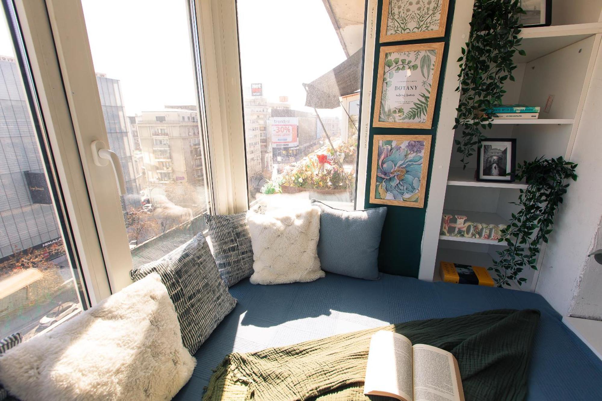 Old Town Apartment With Amazing View From The Balcony Bucureşti Eksteriør bilde