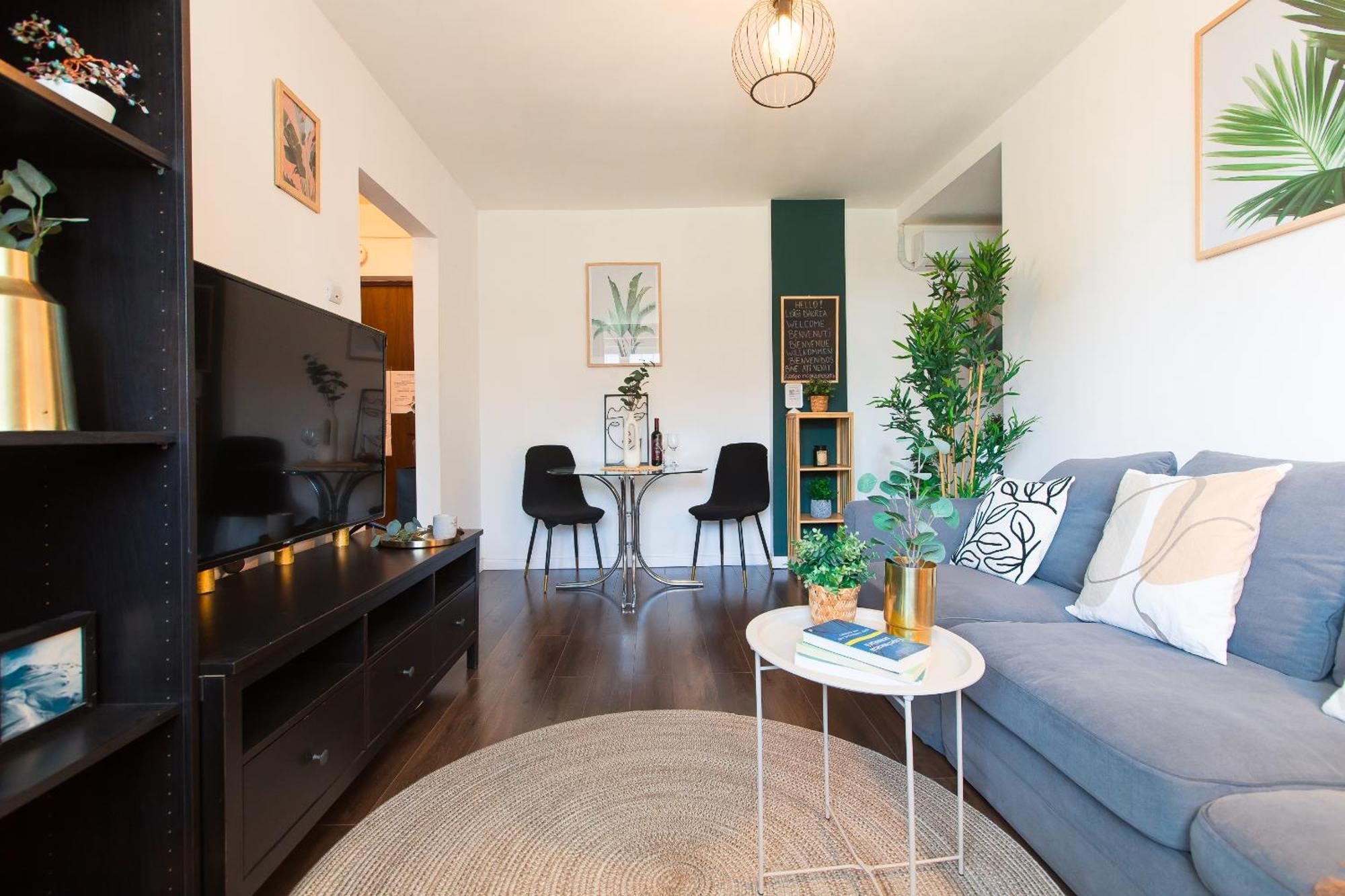 Old Town Apartment With Amazing View From The Balcony Bucureşti Eksteriør bilde