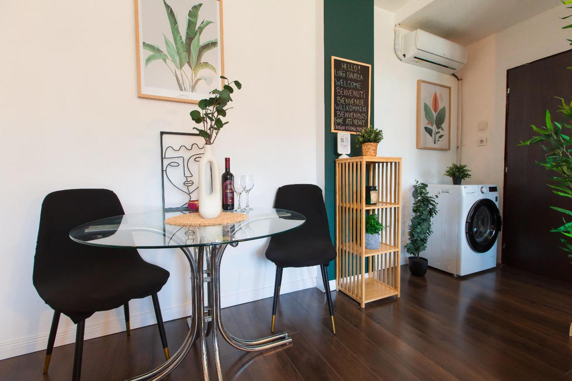 Old Town Apartment With Amazing View From The Balcony Bucureşti Eksteriør bilde