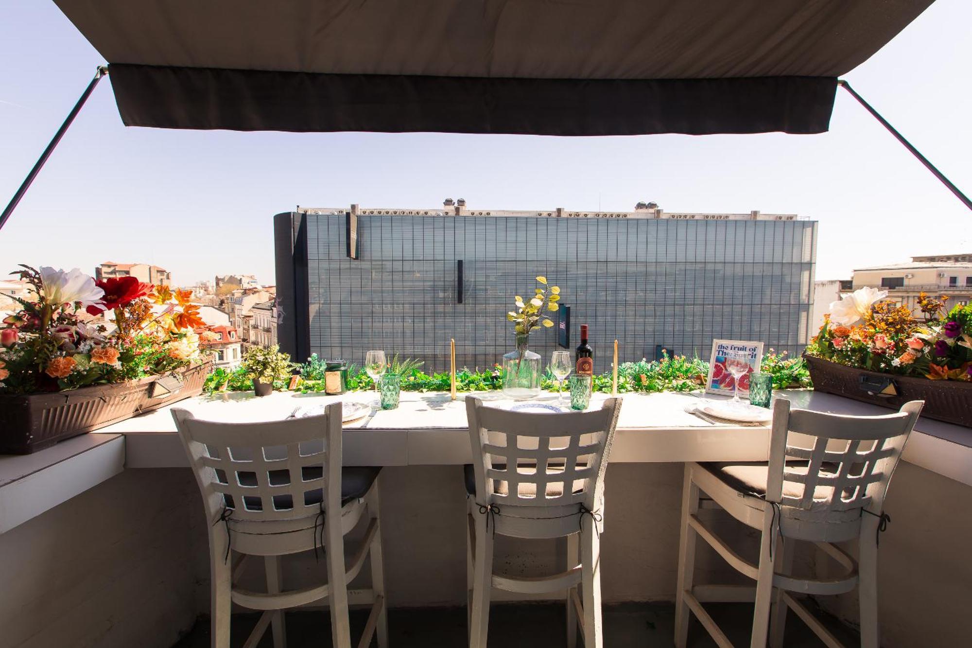 Old Town Apartment With Amazing View From The Balcony Bucureşti Eksteriør bilde